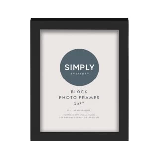 Simply Everyday 5 X 7" Block Frames 3pk - Black 3 Simply Everyday 5 X 7" Block Frames 3pk - Black - Image 3